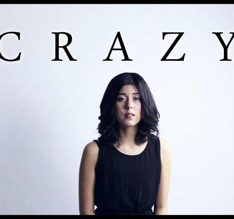 Daniela Andrade – Crazy